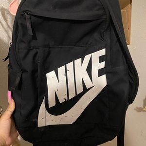 nike black backpack